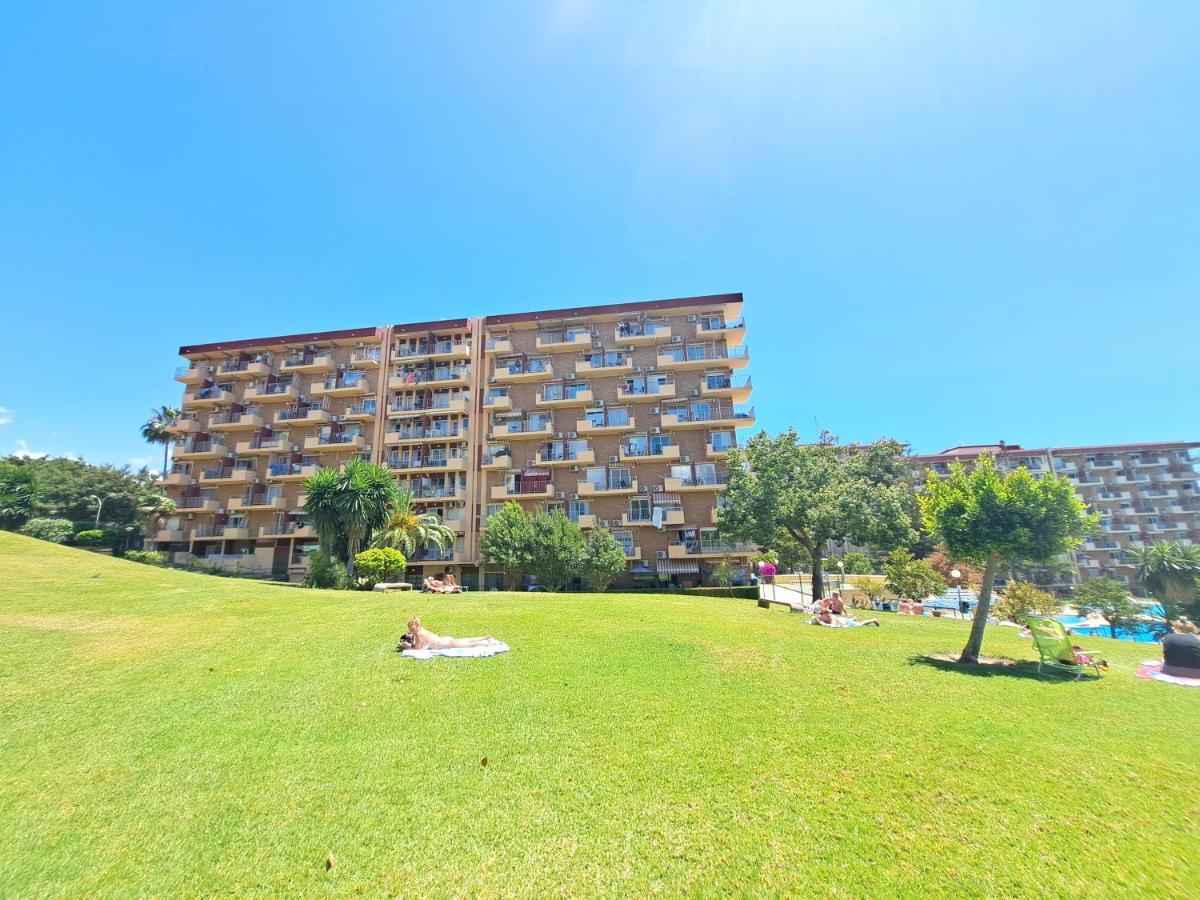 Minerva Red Sun Studio Apartment Benalmadena Bagian luar foto